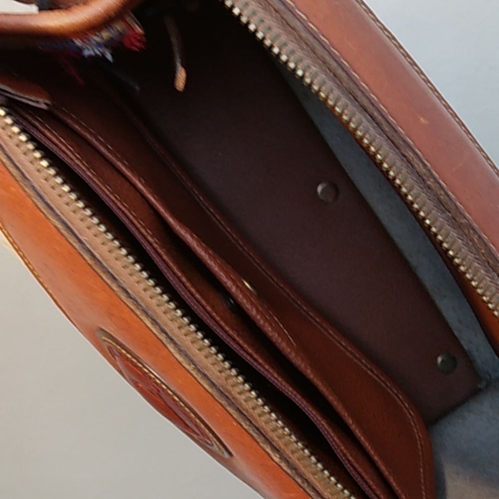 Dooney & Bourke Leather Gladstone Cream and Tan Satchel - Picture 8 of 16